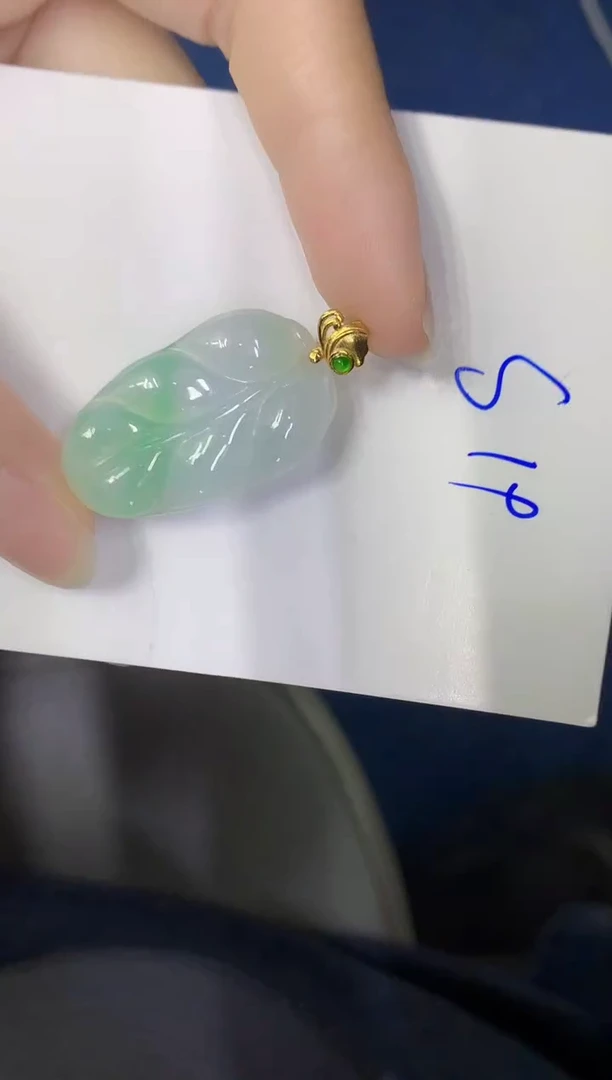 颈饰未镶嵌翡翠缅甸天然翡翠A货