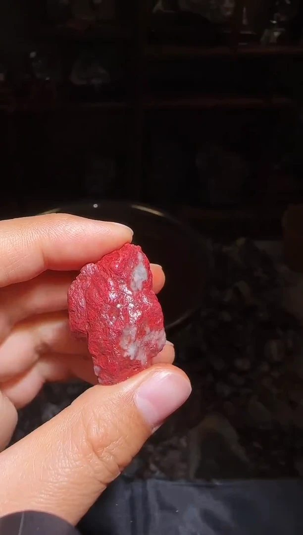 天然辰砂天然毛料21