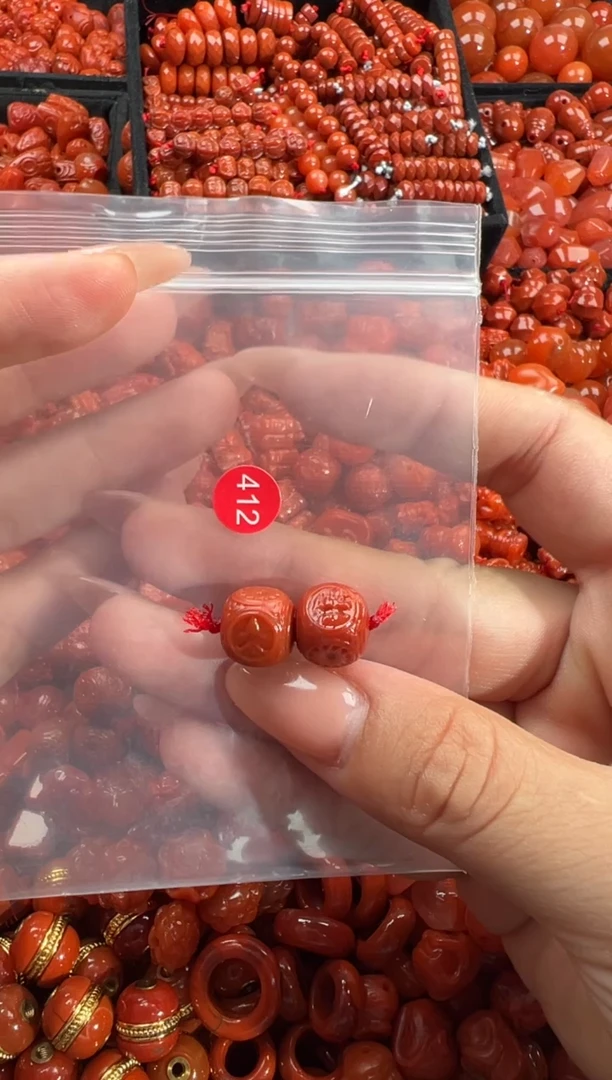 南红玛瑙未镶嵌颈饰11