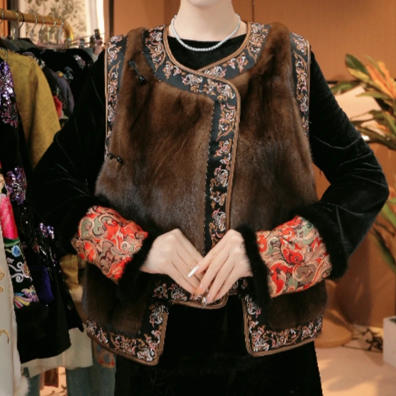 弥足珍贵毛领新中式冬款夹棉加厚重工名锦马甲2024D8787源源2小张