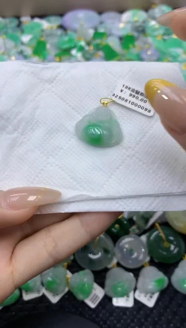 颈饰未镶嵌翡翠天然缅甸翡翠A货