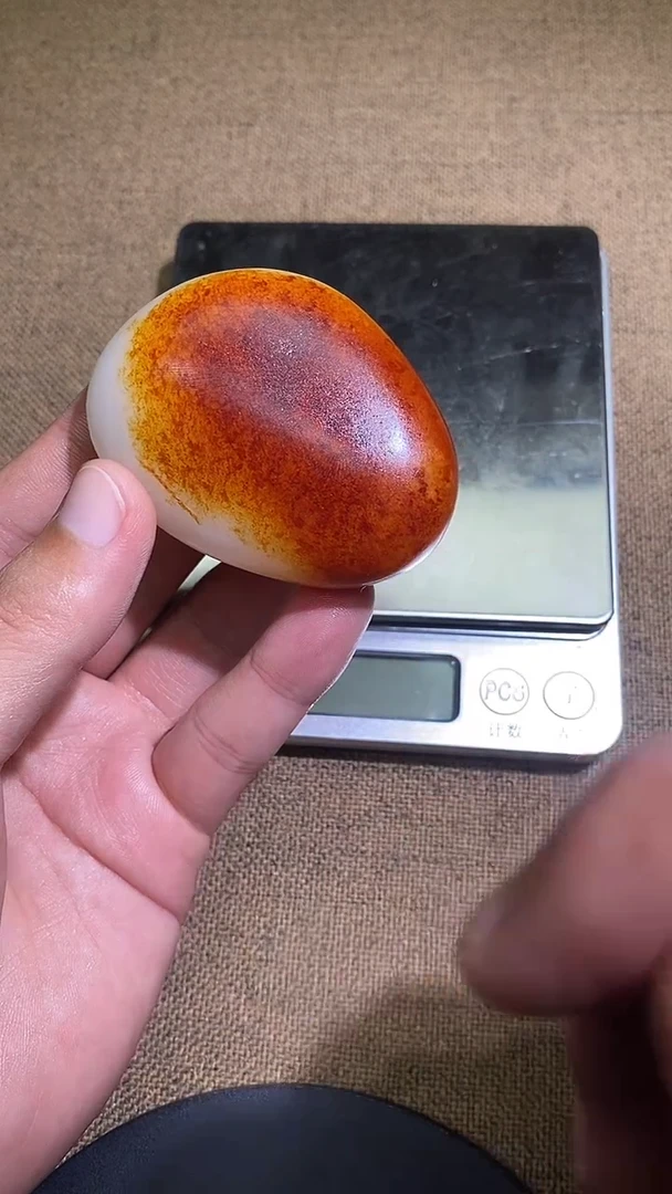 颈饰未镶嵌和田玉¥*9A7