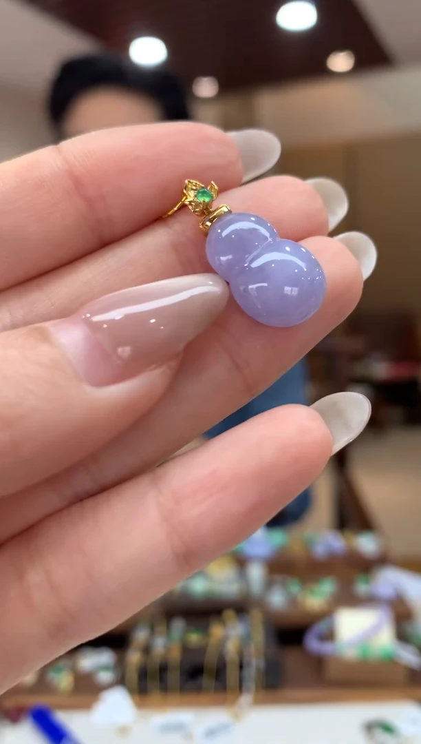 吊坠(不含链)18K金镶嵌翡翠葫芦