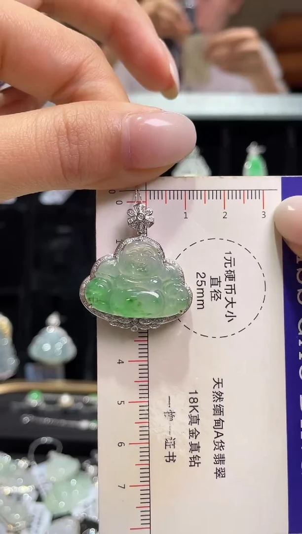18K金镶嵌定制翡翠海***姐1佛公
