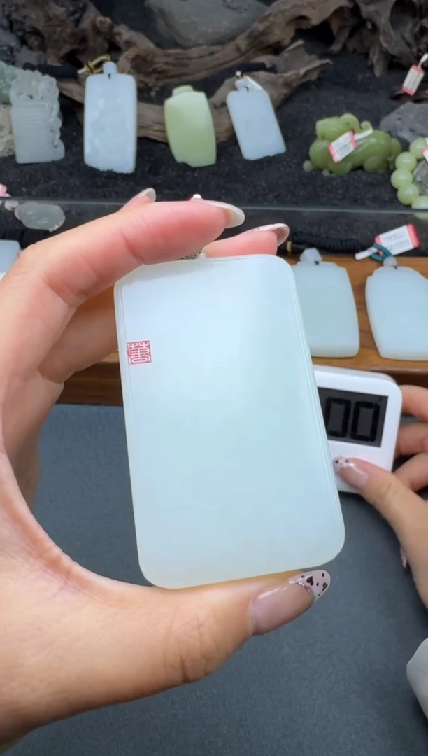 颈饰未镶嵌和田玉静**云3