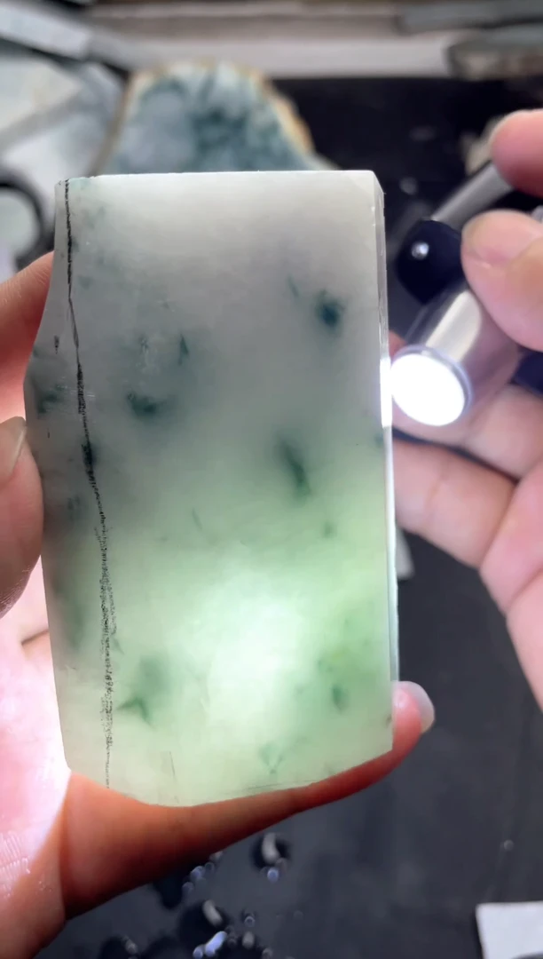 翡翠未镶嵌颈饰天然翡翠4