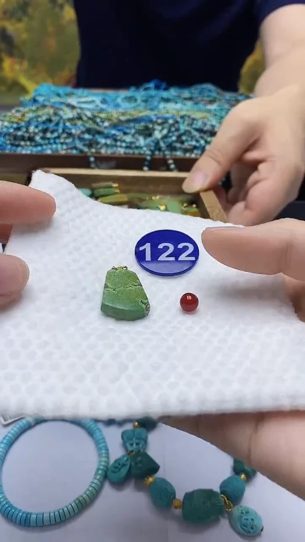 玛瑙/玉髓吊坠未镶嵌122随机发