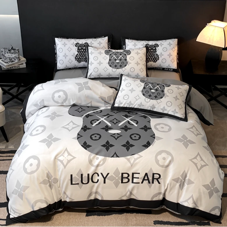 轻奢高级感丝滑冰丝四件套简约凉感被套床单人床笠床上用品四件套