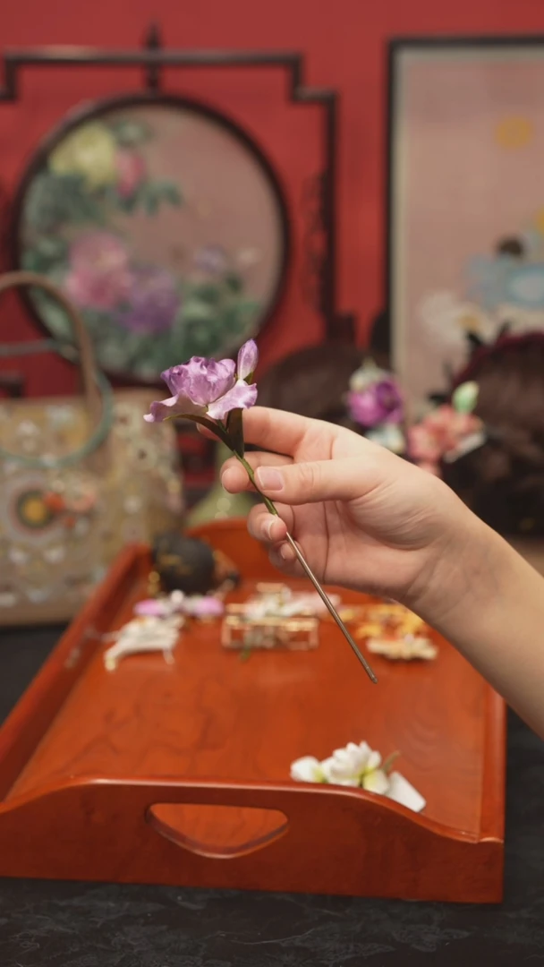 刺绣非遗手工绒花饰品