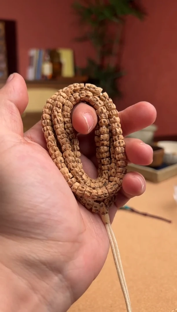 【闪购商品】柏香籽/百香籽手串021321