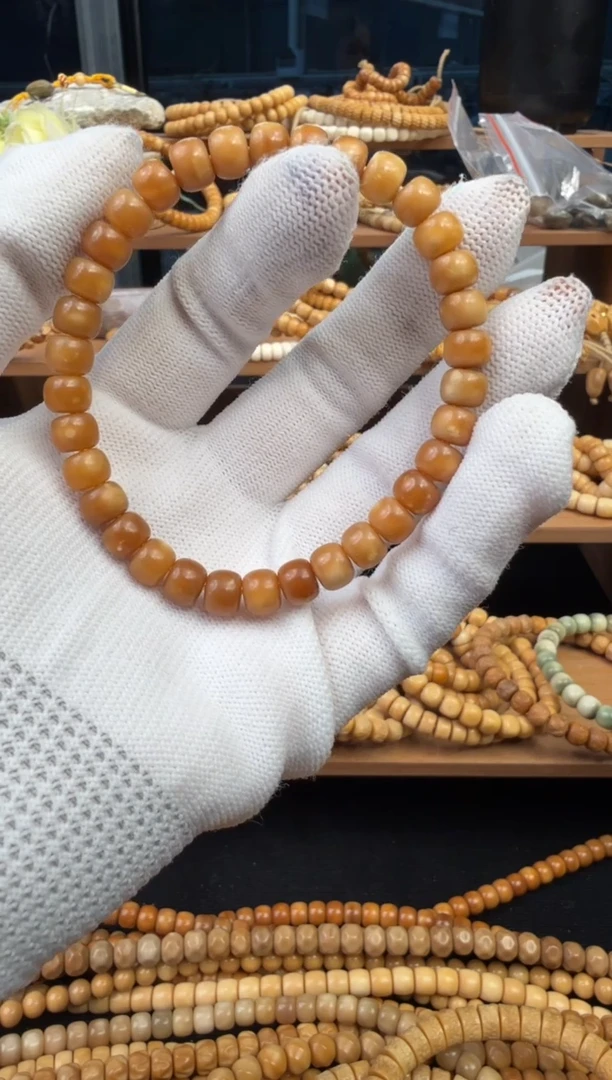 【闪购商品】菩提根/象牙果手串龙脊菩提单圈玉化料卡8*6无月