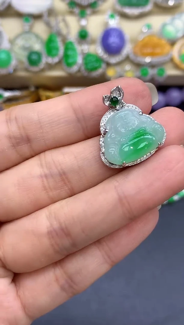 颈饰18K金镶嵌翡翠446-中国好珍宝