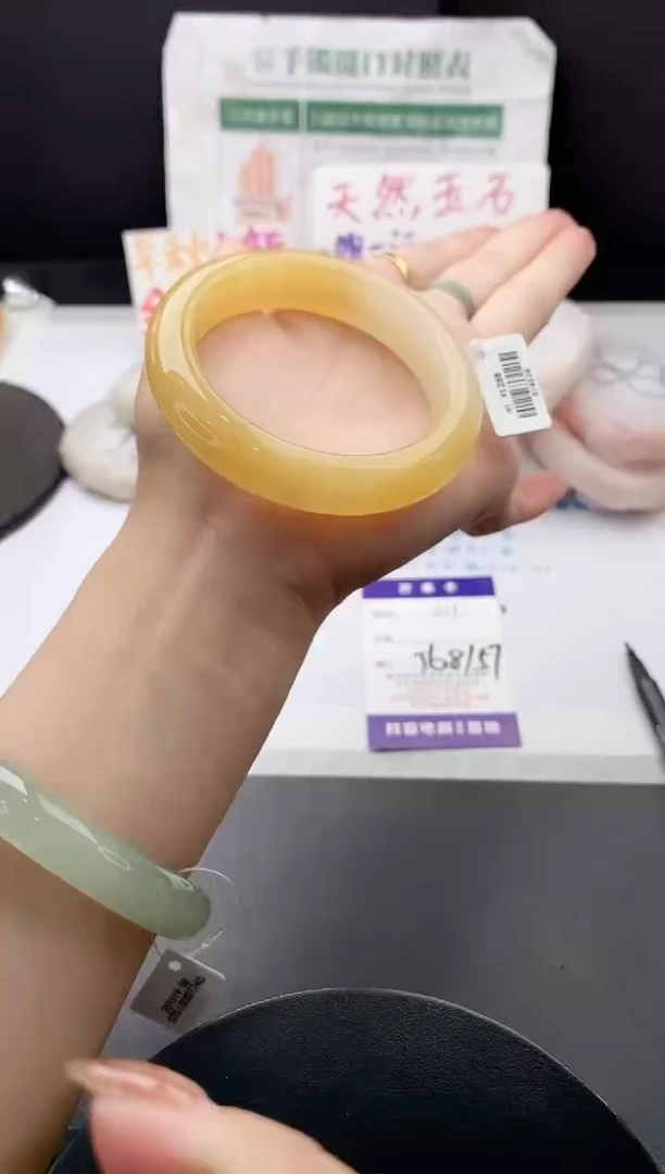 未镶嵌手镯石英质玉j11-HB56+