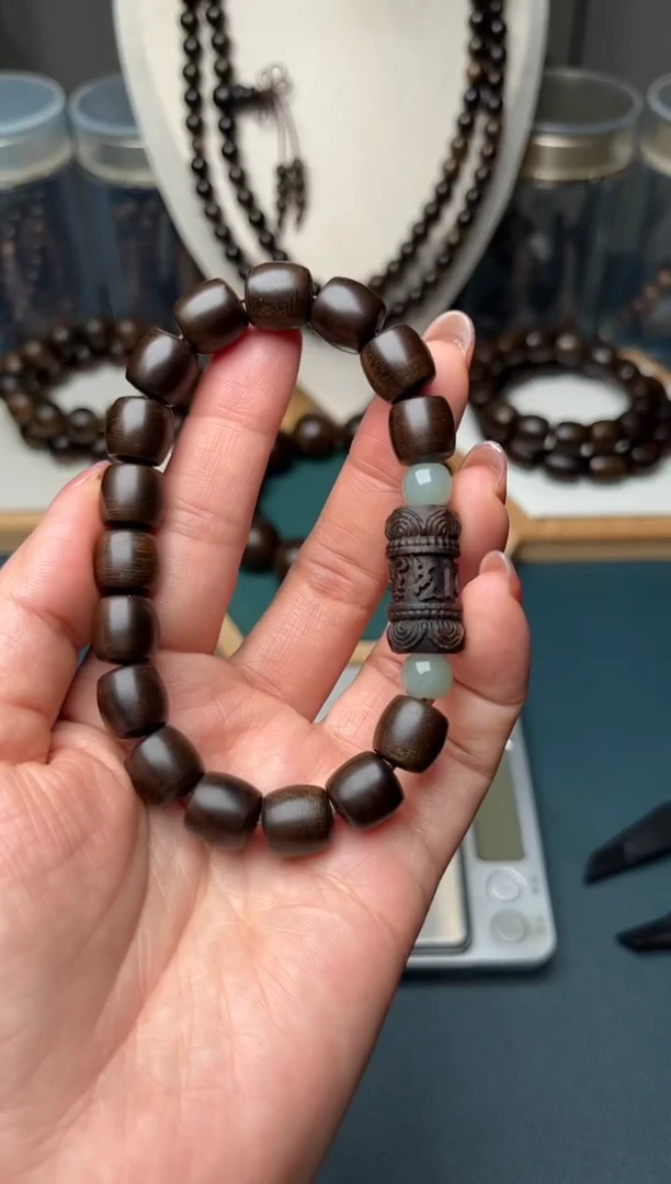 【闪购商品】沉香手串10mm越南芽庄白奇楠桶珠