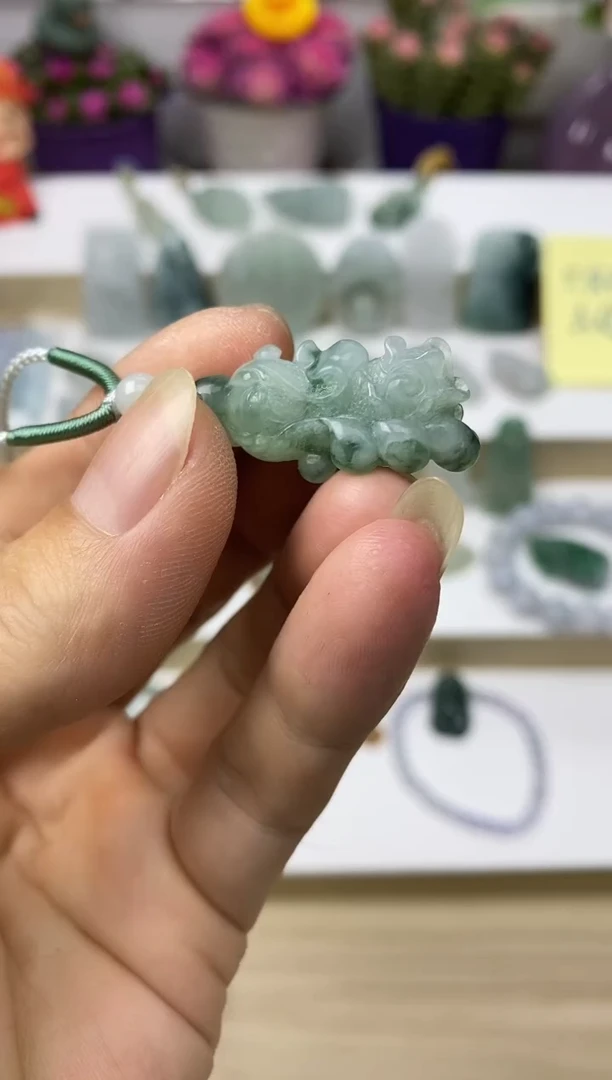 颈饰未镶嵌翡翠六*仔17天然缅甸翡翠A货白菜