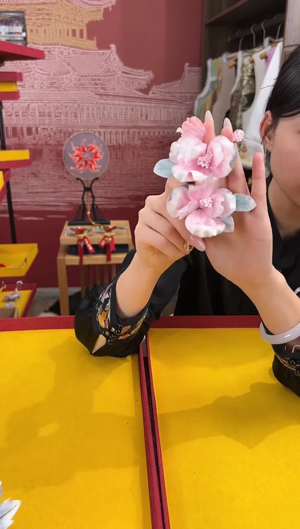 【闪购商品】刺绣非遗绒花（发饰）