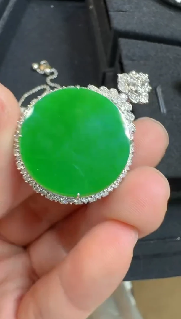 翡翠18K金镶嵌吊坠(不含链)多样性团购发一件