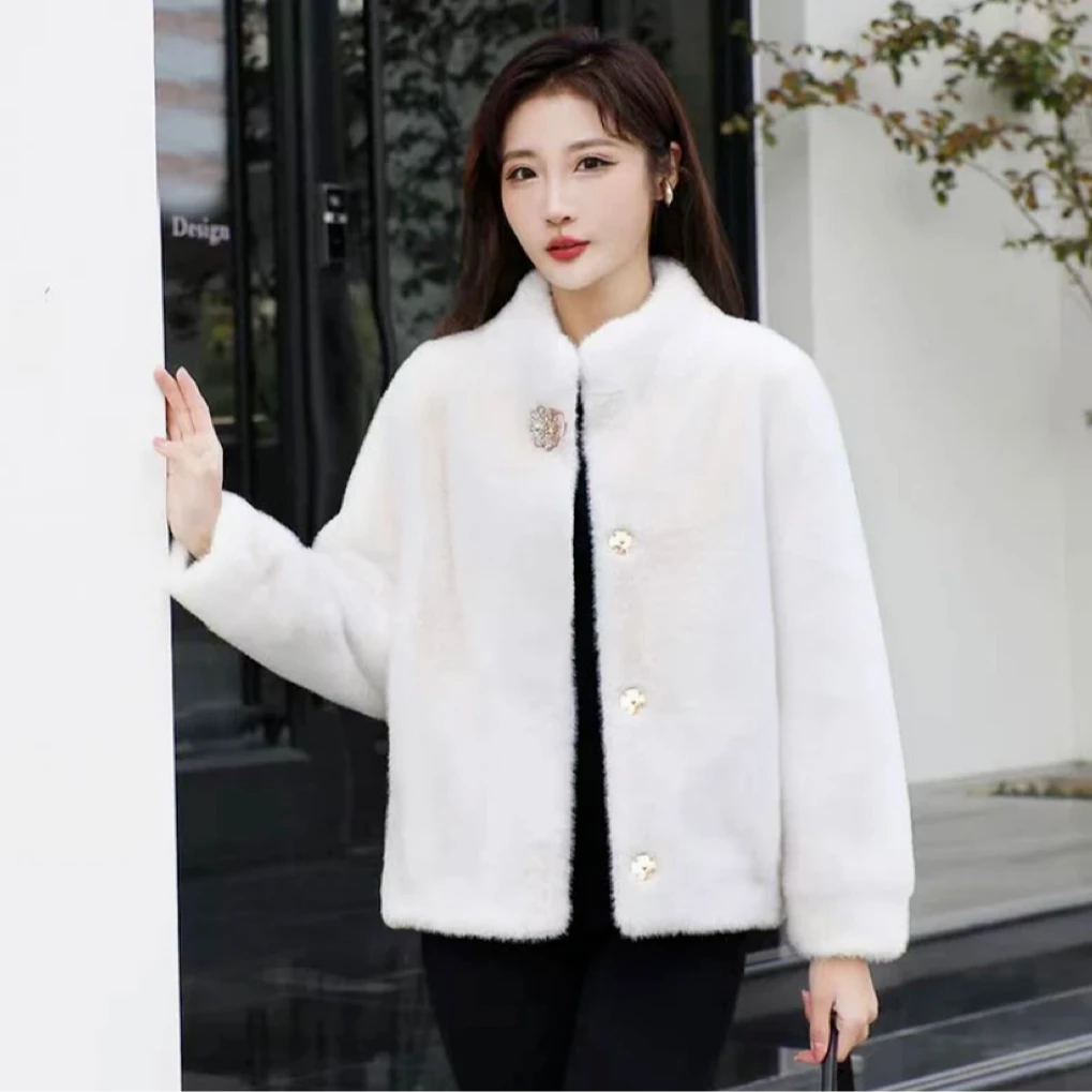 【貂亿严选】海宁女士外套秋冬新款JM96003时尚冬季立领短款女款