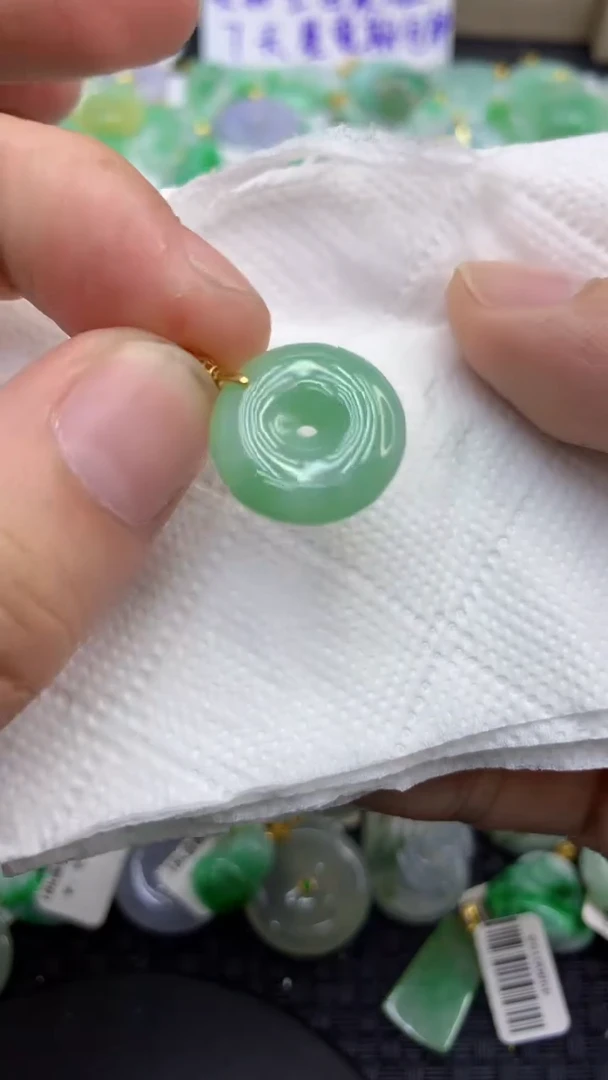 颈饰未镶嵌翡翠天然缅甸A货翡翠
