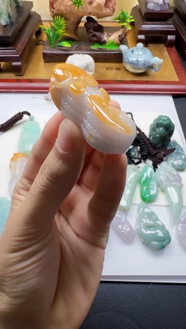 吊坠(不含链)未镶嵌翡翠1