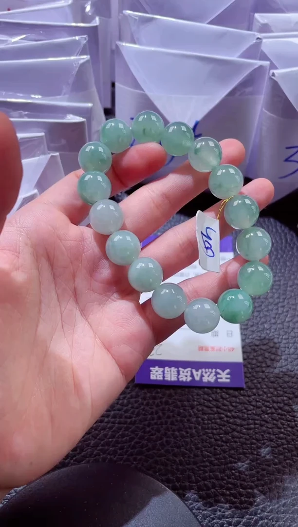 颈饰未镶嵌翡翠00004036