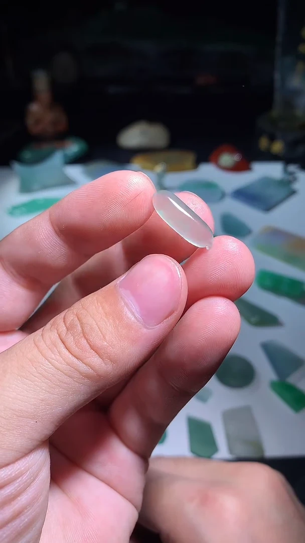 未镶嵌定制翡翠 蛋面