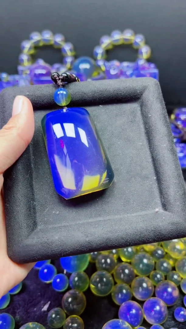 多米尼加净水蓝中马鞍牌