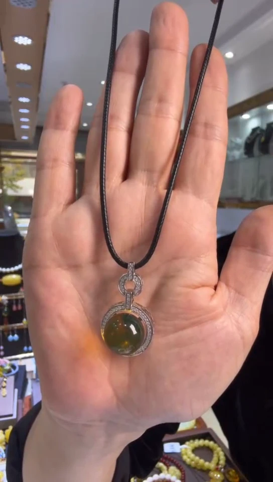 蓝珀吊坠(赠链)银S925镶嵌墨西哥蓝珀吊坠