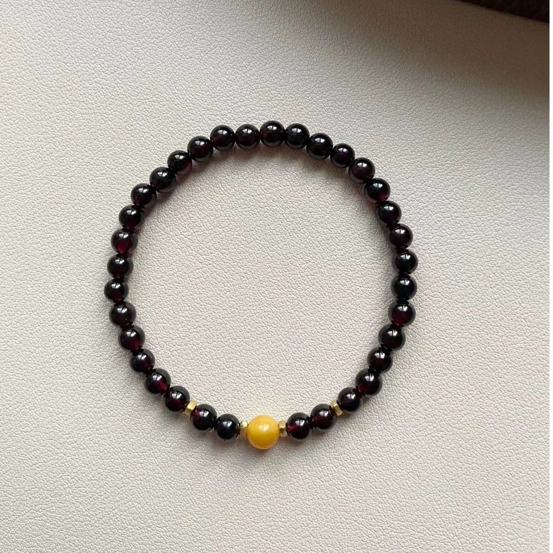 天然6A级酒红石榴石琥珀单珠5.5mm手链  多样性发货只发其一