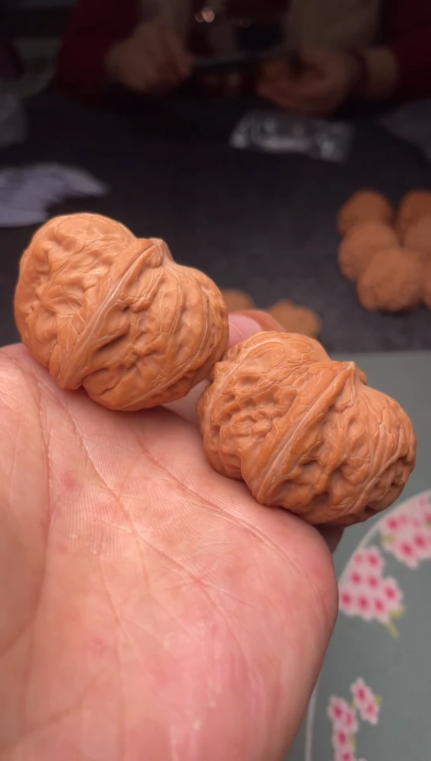 把件文玩核桃a69  元宝   42尺  小水尖