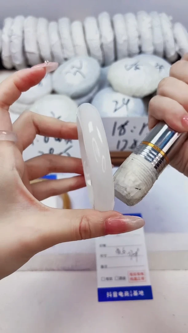 石英质玉手镯未镶嵌181-天山翠-圈口58