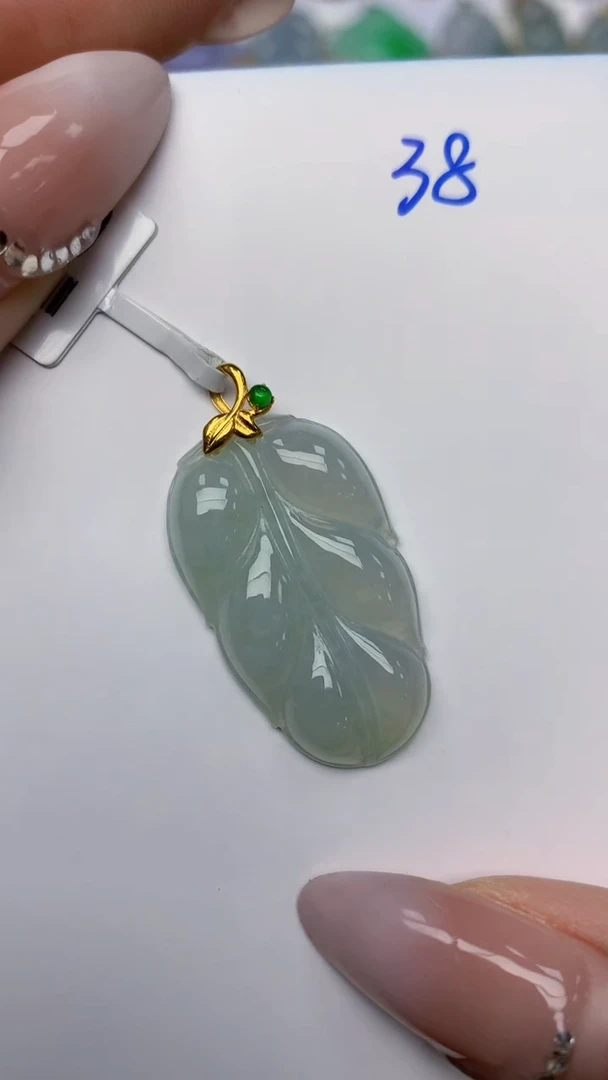 【闪购商品】翡翠颈饰18K金镶嵌天然翡翠A货