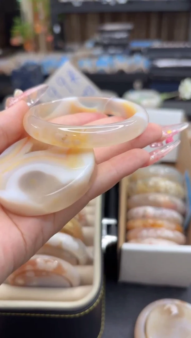 未镶嵌手镯石英质玉108(53圈赠送镯心)