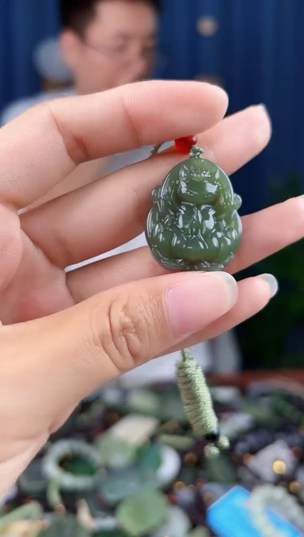 未镶嵌和田玉挂件拍一发一，多样性发货