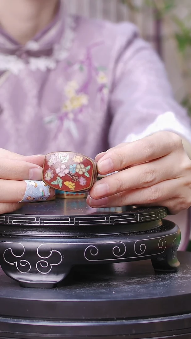 【闪购商品】非遗技艺 景泰蓝小粉盒红色