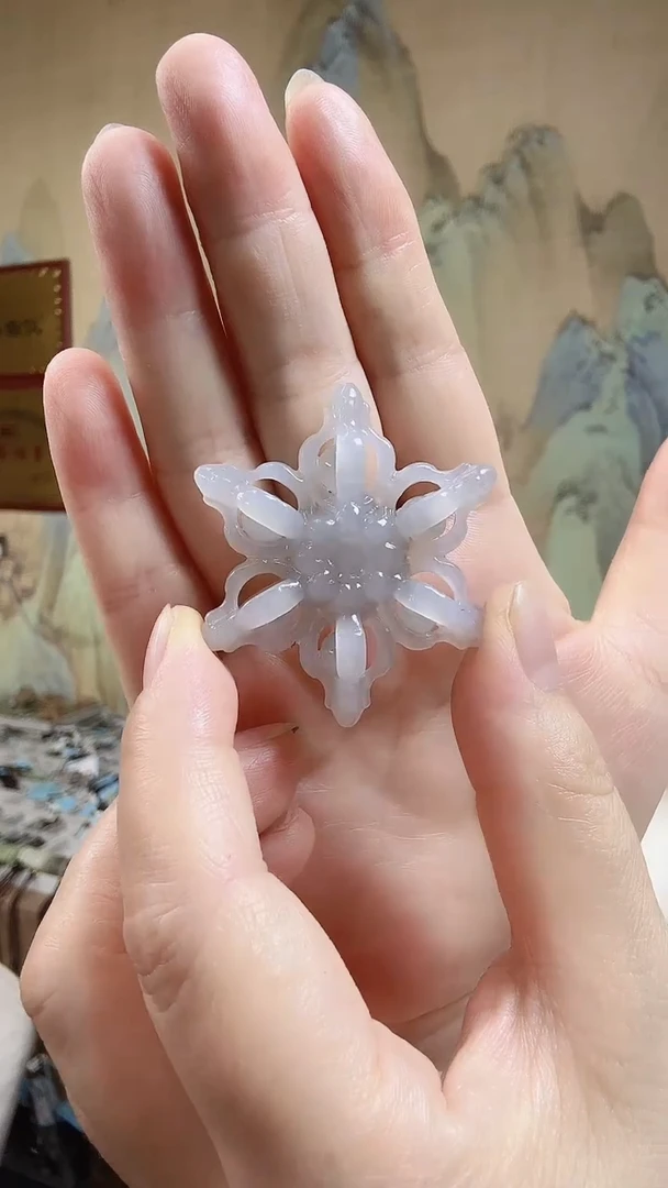 和田玉未镶嵌颈饰.