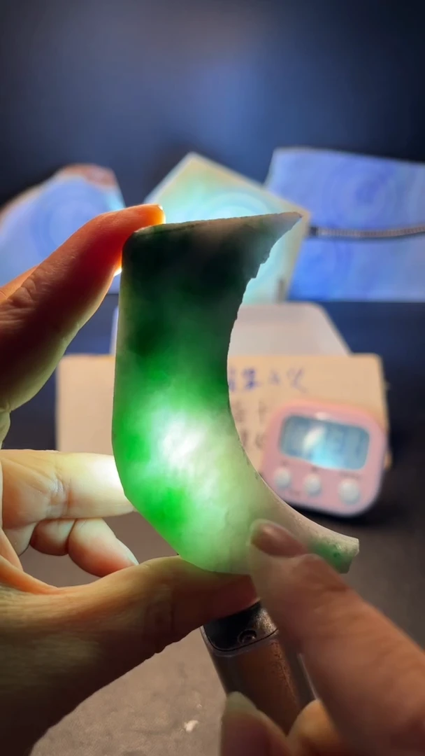 颈饰未镶嵌翡翠翡翠