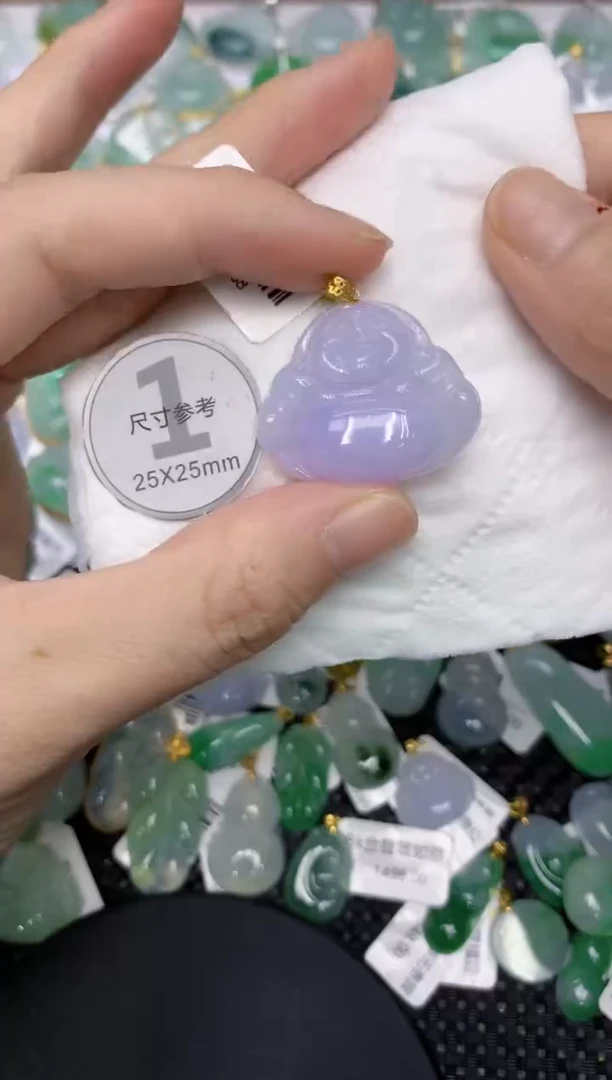 颈饰18K金镶嵌翡翠111111111