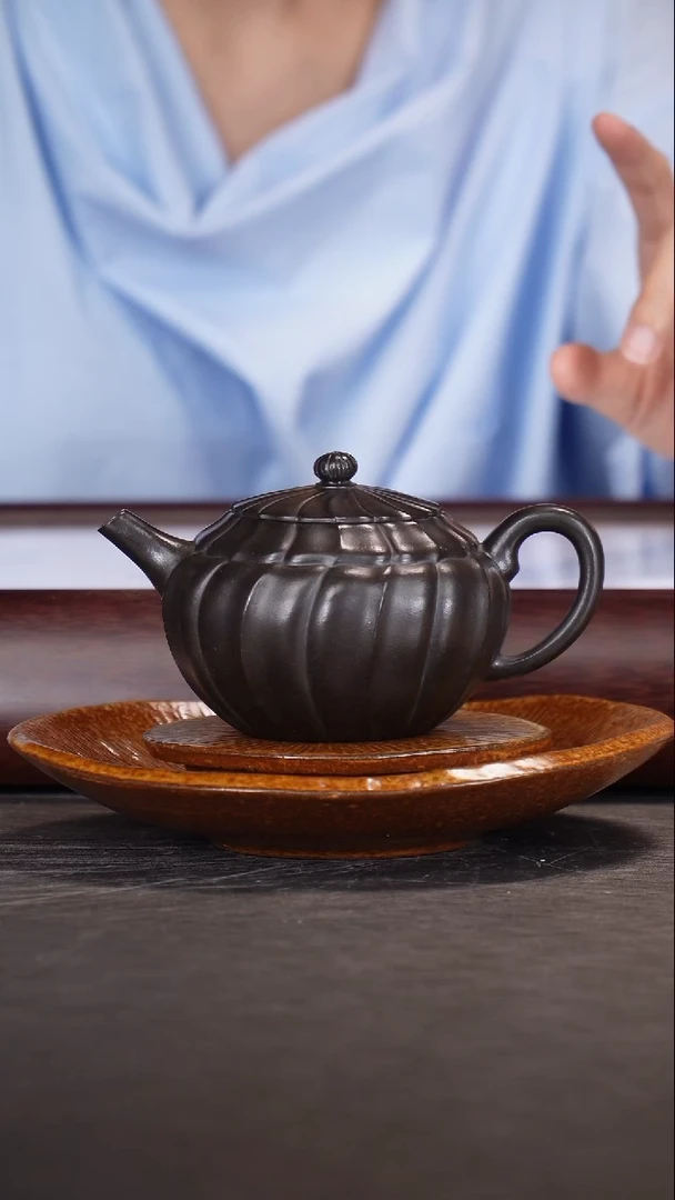 茶壶紫砂王惠芬/墨玉金砂/梵莲/300c