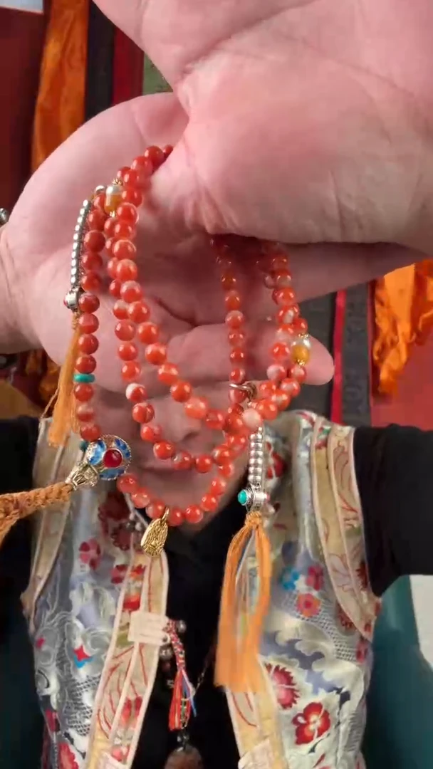 无非金属红色串串