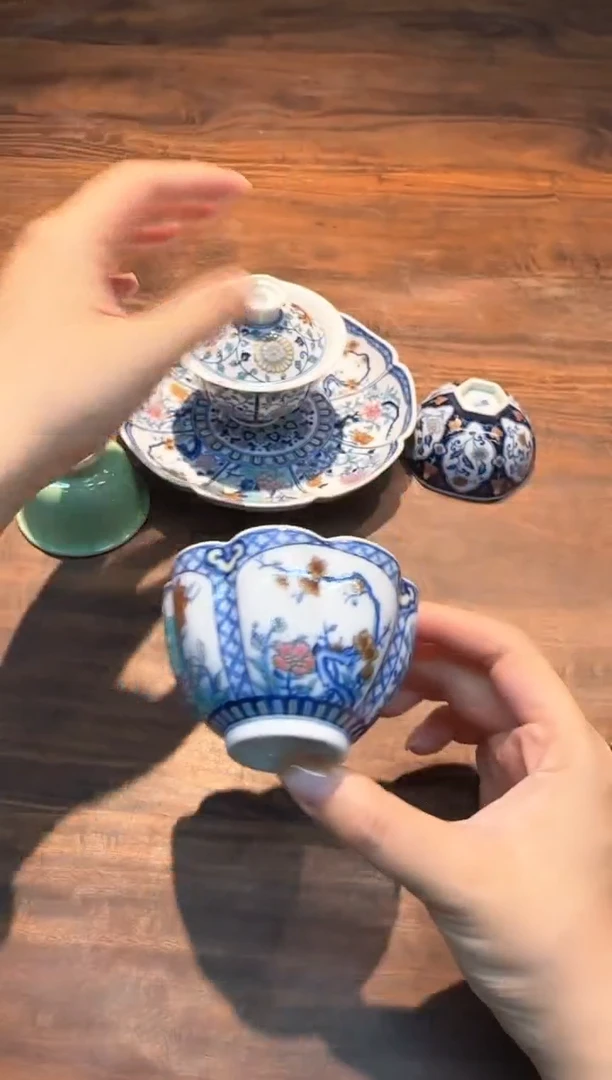 九*爷朴真堂 斗彩四季花口杯