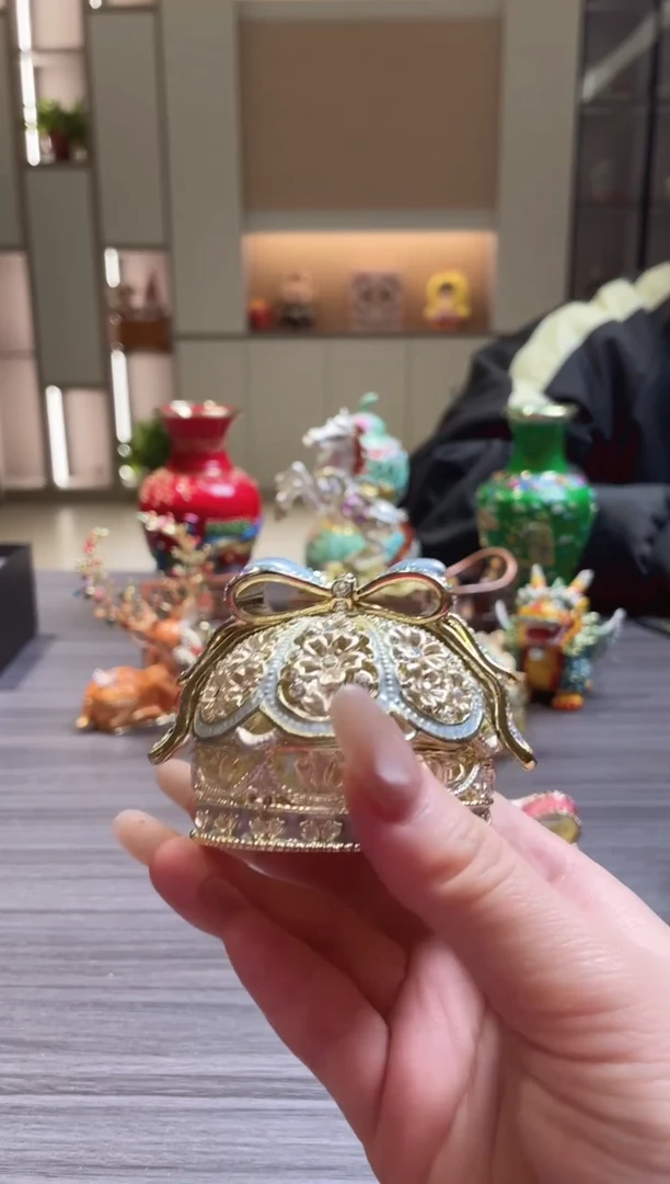 珐琅彩七宝烧首饰盒