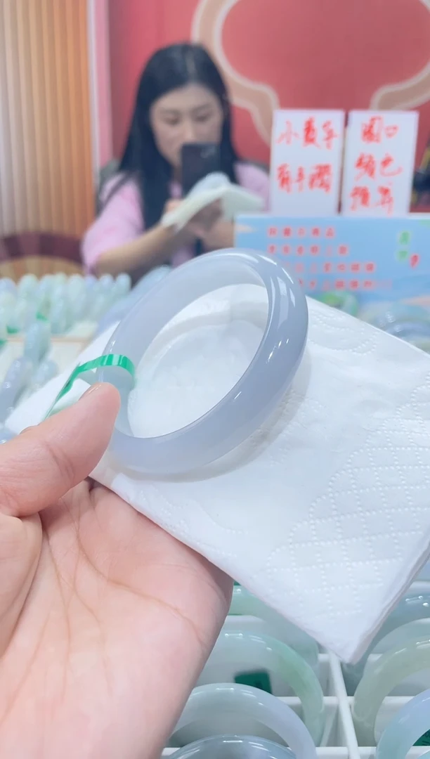 翡翠手镯未镶嵌00007612