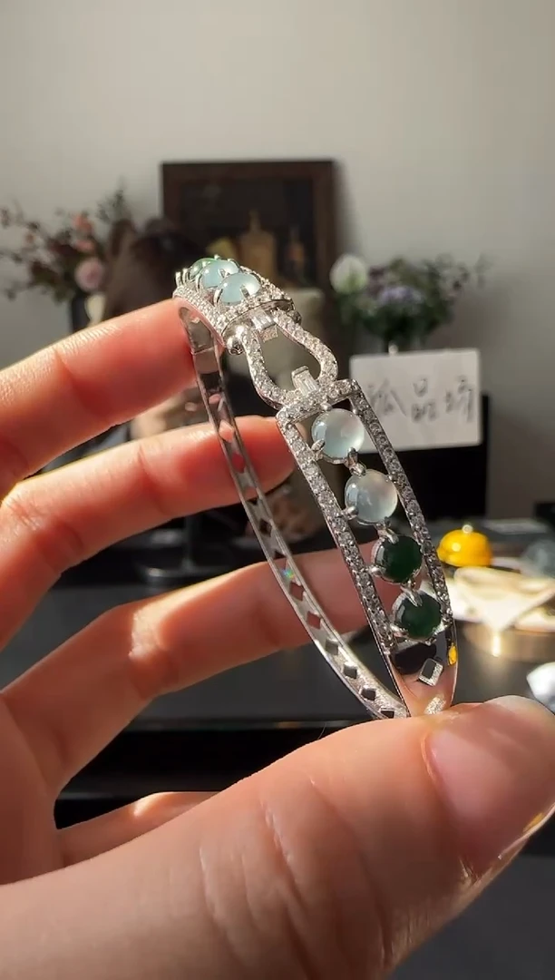 【闪购商品】翡翠手镯银S925镶嵌银镶