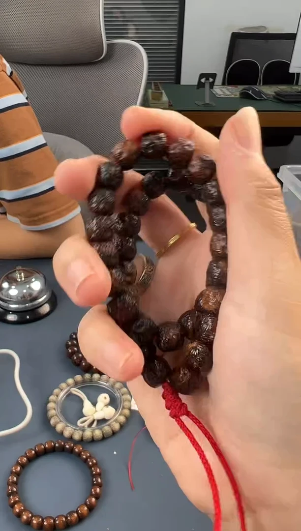 手串星月菩提黑金星月