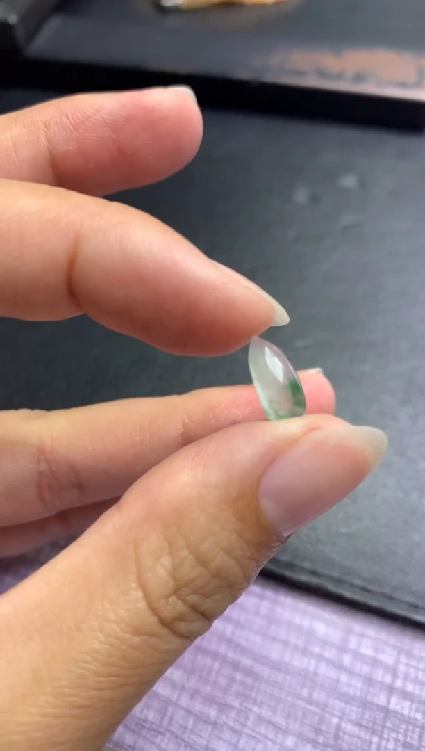 未镶嵌定制翡翠毛货