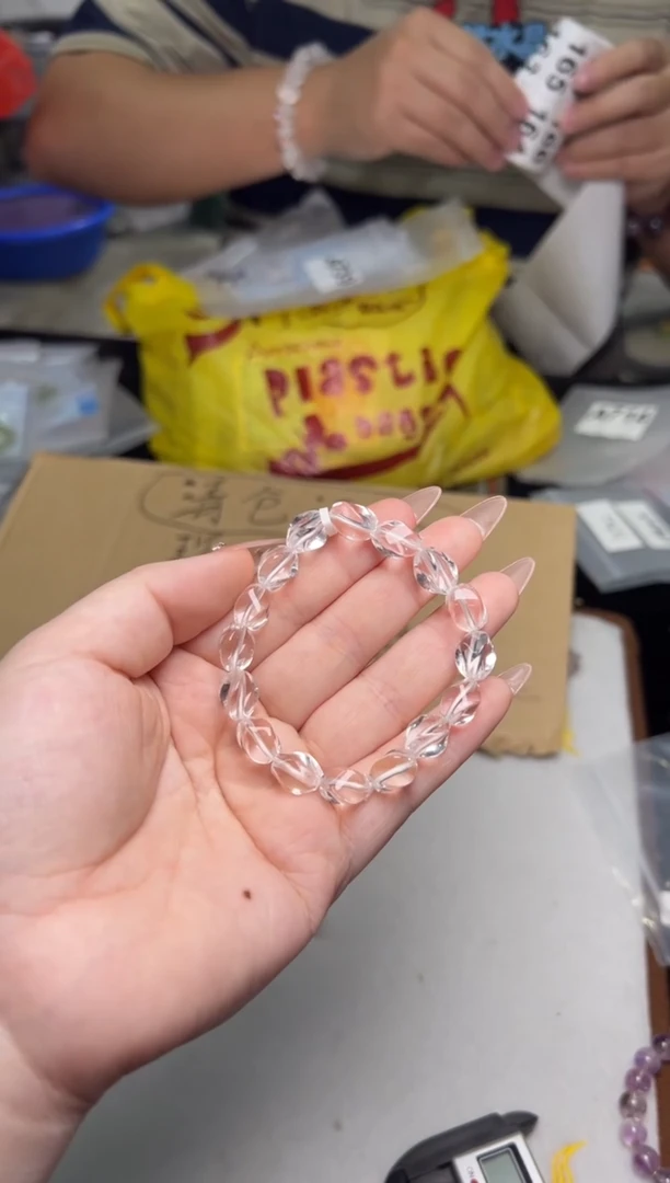 水晶手串未镶嵌白水晶旋转珠多样性发其一