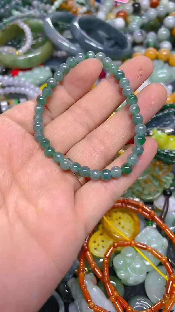 颈饰未镶嵌翡翠5mm/ B /翡翠A货，一件也是批发价
