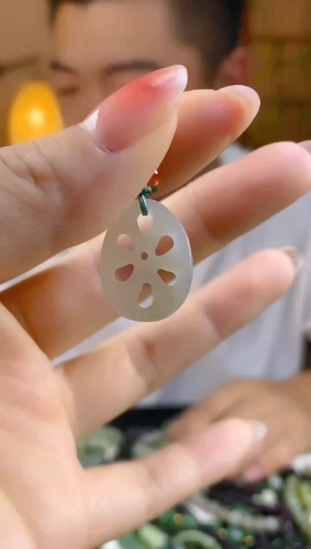 和田玉未镶嵌颈饰多样性发货，拍一发一