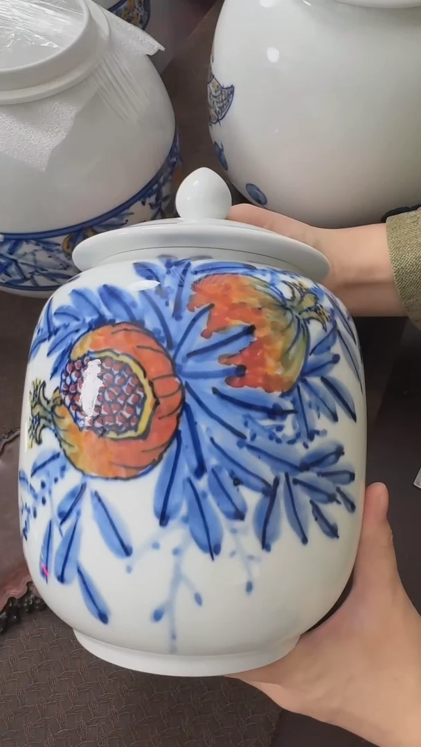 【闪购商品】【吴桂红】青花五彩醒茶罐-石榴-配云鼎